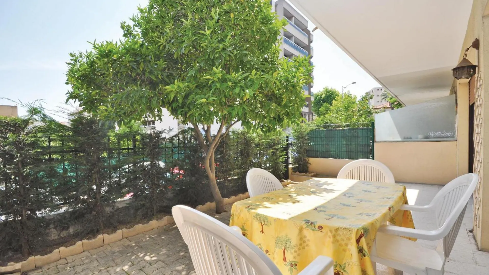 1 Bedroom Awesome Apartment In 르까네